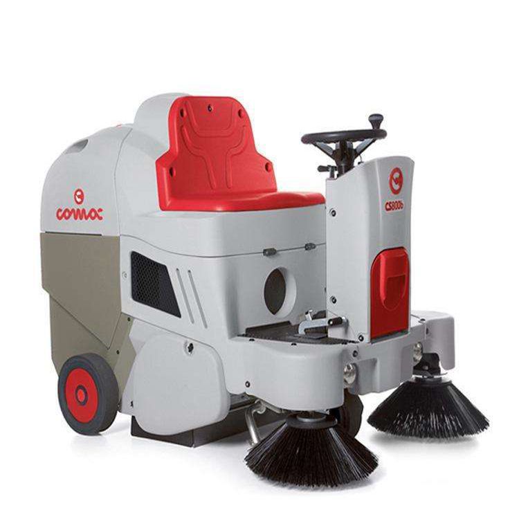 意大利高美COMAC驾驶式清扫车CS 700 B座驾式扫地车