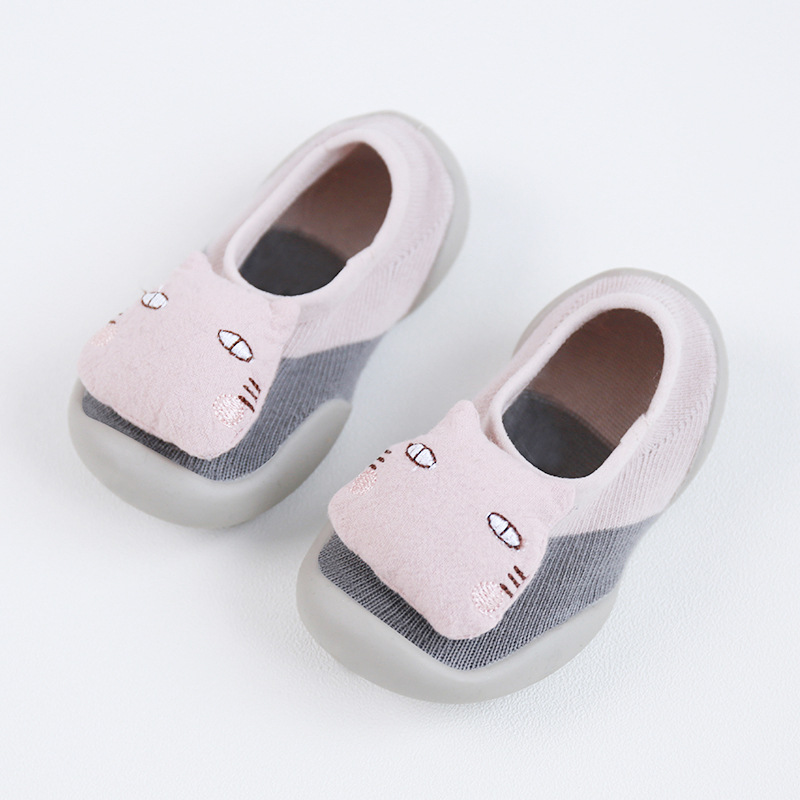 Primavera, verano y otoño zapatos de piso de bebé y Calcetines antideslizantes de fondo suave zapatos de niño peinados de algodón de silicona boca baja calcetines de los niños zapatos de desgaste exterior