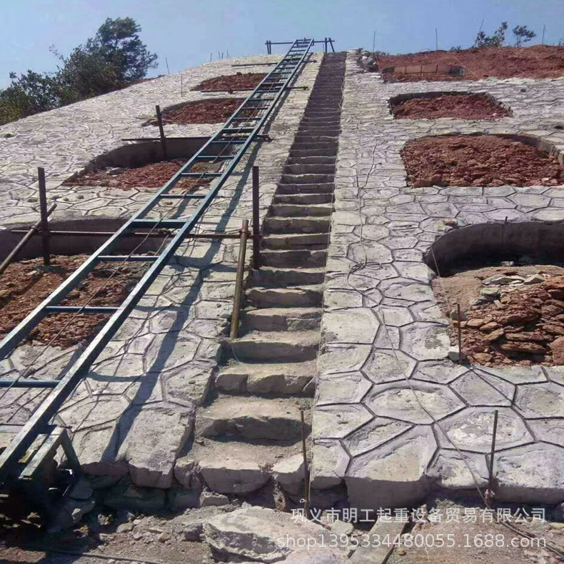 建筑爬山虎上料机 楼房上粮机  山体斜坡上料机  斜坡运料机厂家