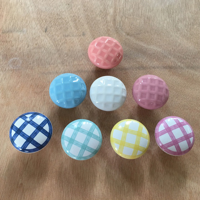 卡通儿童房陶瓷把手单孔浮雕现代彩色陶瓷贝壳月拉手柜门抽屉橱柜