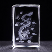 水晶工艺品3D内雕12生肖厂家批发水晶内雕方体水晶旅游纪念品