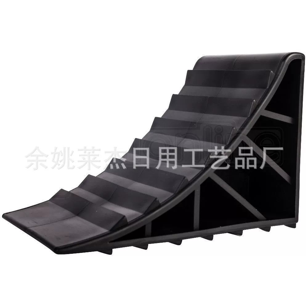 Фиксация колес, противоскользящий, противовозвратный блок колеса, обивка автомобиля, полипропиленовый пластик, треугольная накладка, накладка на колесо, накладка на шину