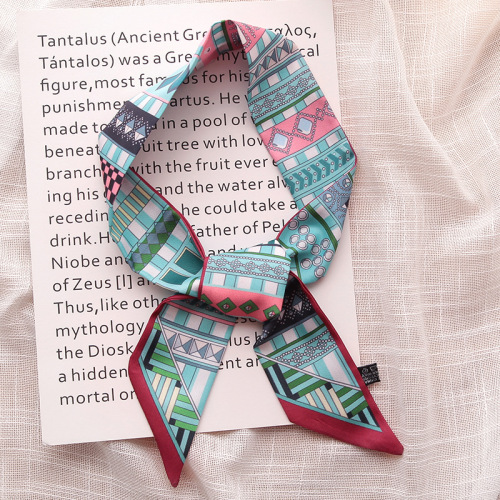 2020 spring and autumn new Japanese and Korean warm scarf, fashionable floral long decorative scarf, artistic polka dot scarf