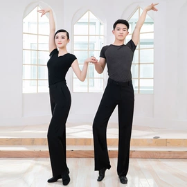 舞蹈服;舞台/表演服;舞蹈戏剧用品