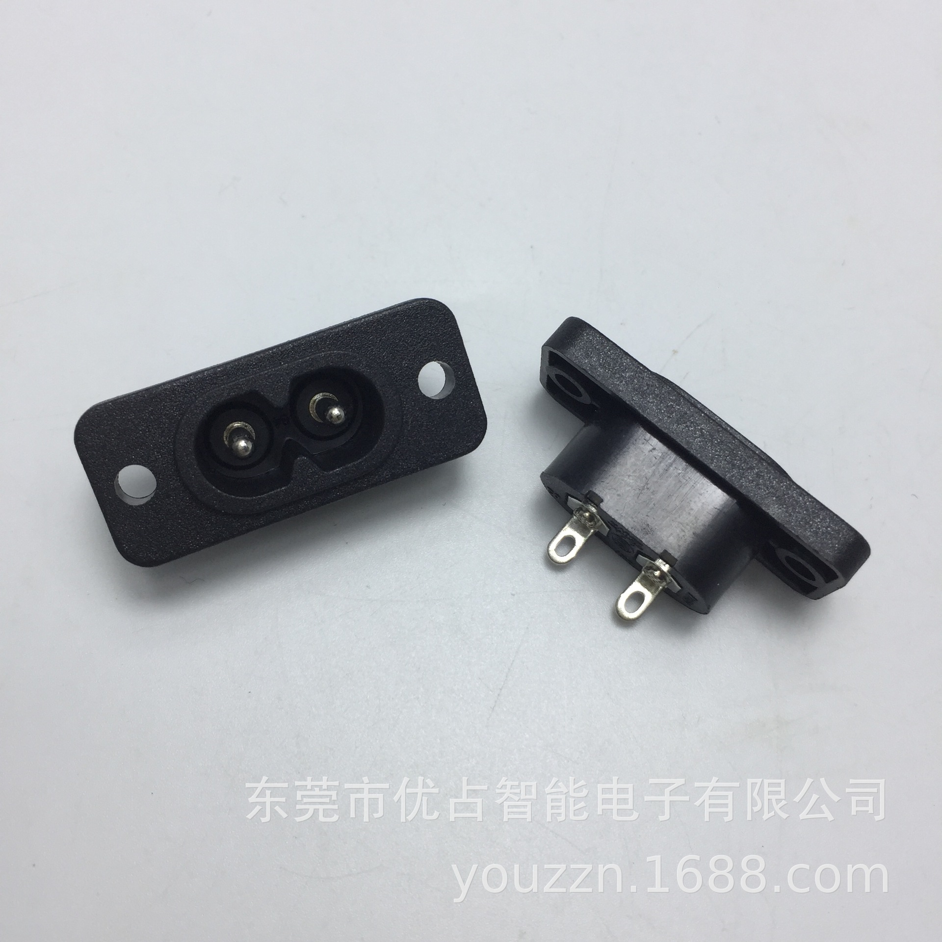 厂家直供 锁式八字  电源插座 R-201A 充电器  8字形插座