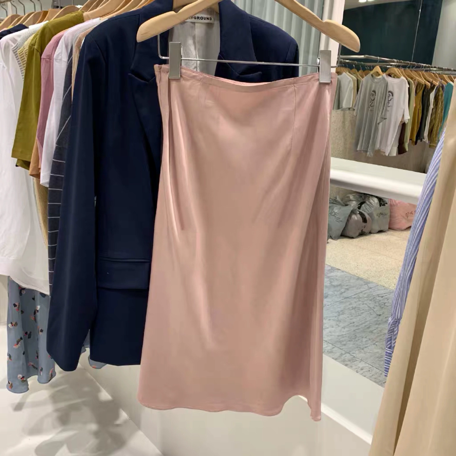 HUA Love B в нылое чувство Девы и темперамент Розовая Атласная Юбка с рыбьим хвостом