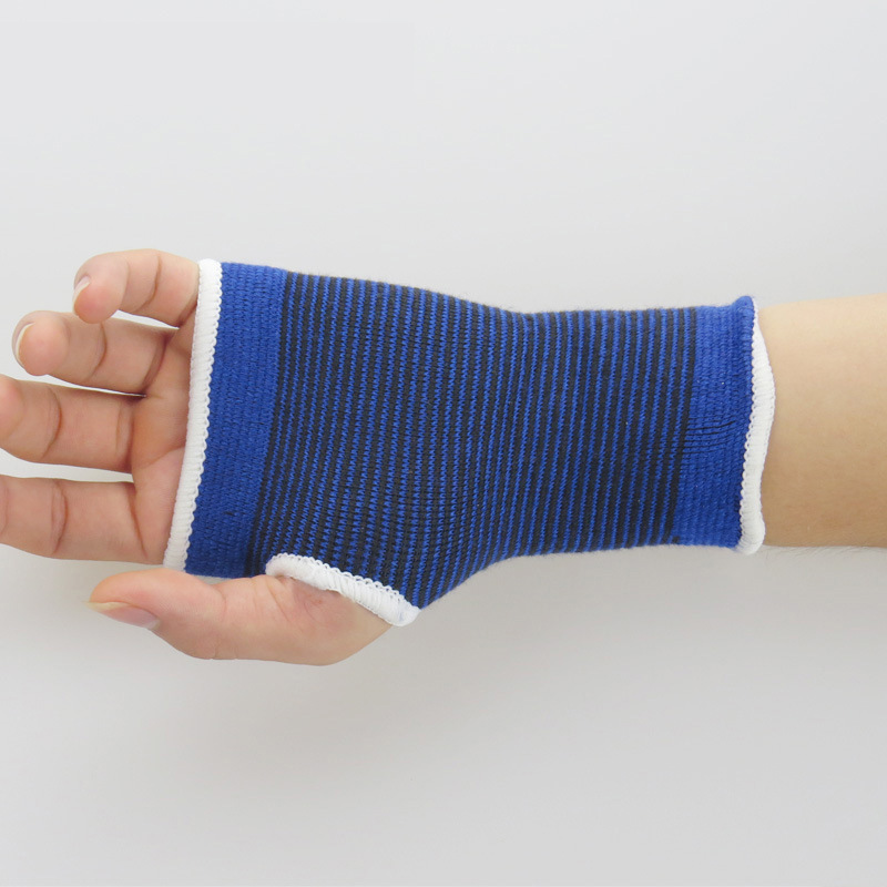 Equipo de protección de baloncesto de fútbol de protección de Palma deportes guantes de fitness de punto de algodón de poliéster para hombres y mujeres jóvenes Entrega al por mayor de fábrica