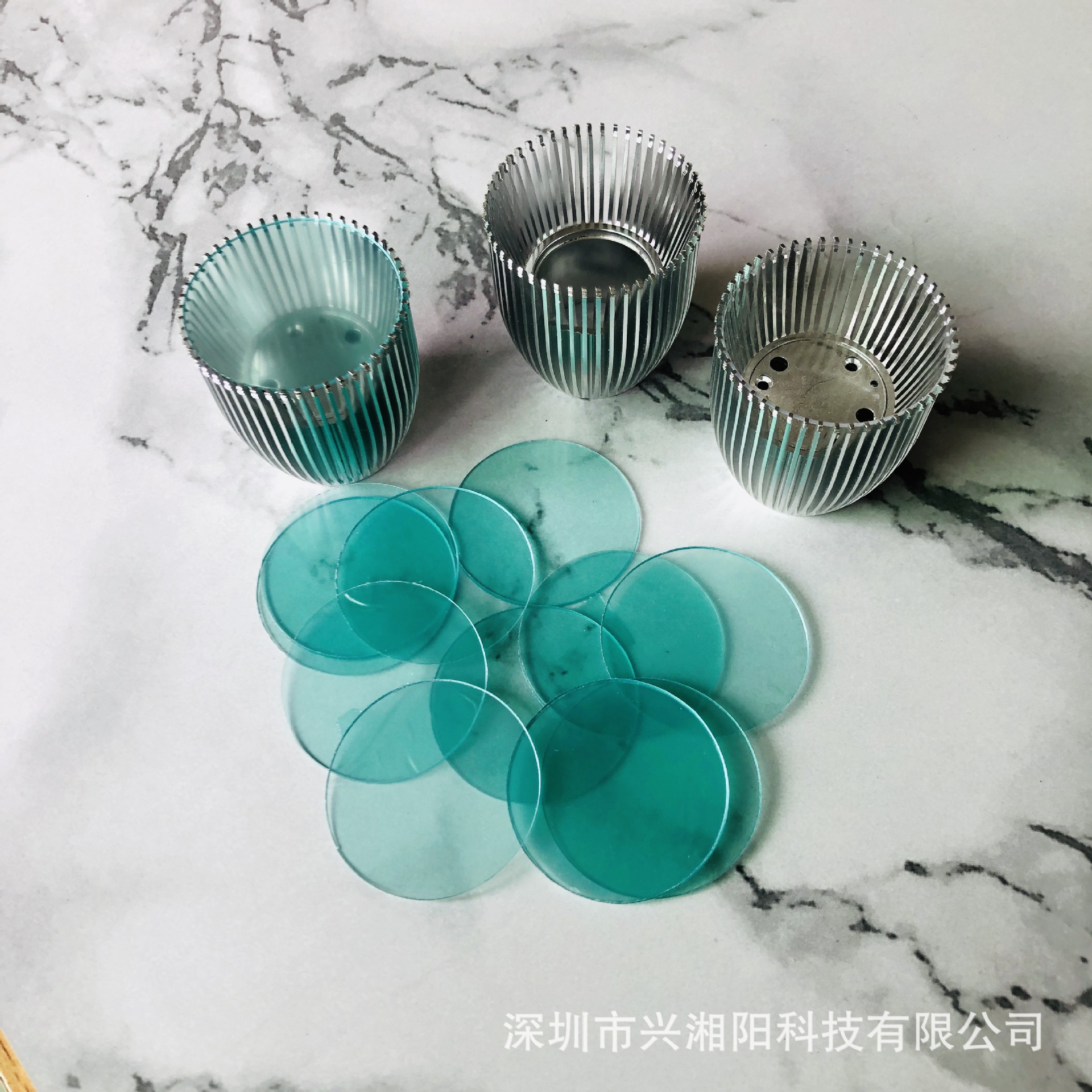 厂家直销无色透明PC镜片透明圆片LED小射灯平面镜片手电筒镜片