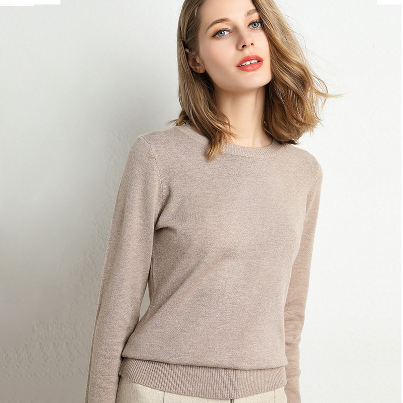 2025 Spring and Autumn New Round Neck Sweater Women's Long Sleeve Loose Pullover Korean Style Short Solid Color Knitted Bottoming Shirt Wholesale