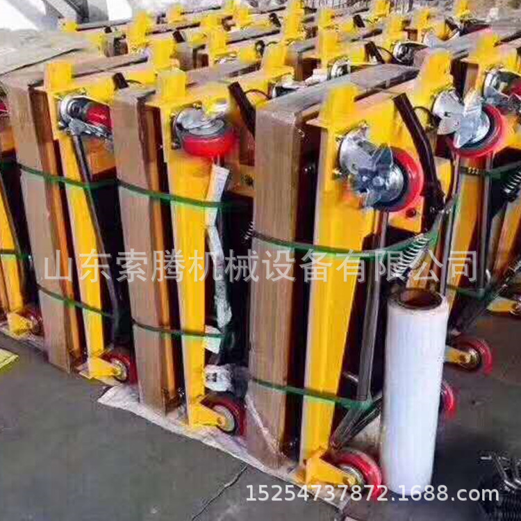 新款手动液压升降平台车 山东索腾手动平台小车 操作稳定