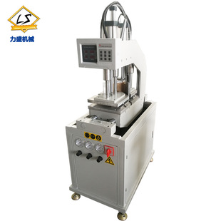 ����T�����C �����T�����әC ����T�����C �����Ͳĺ��әC