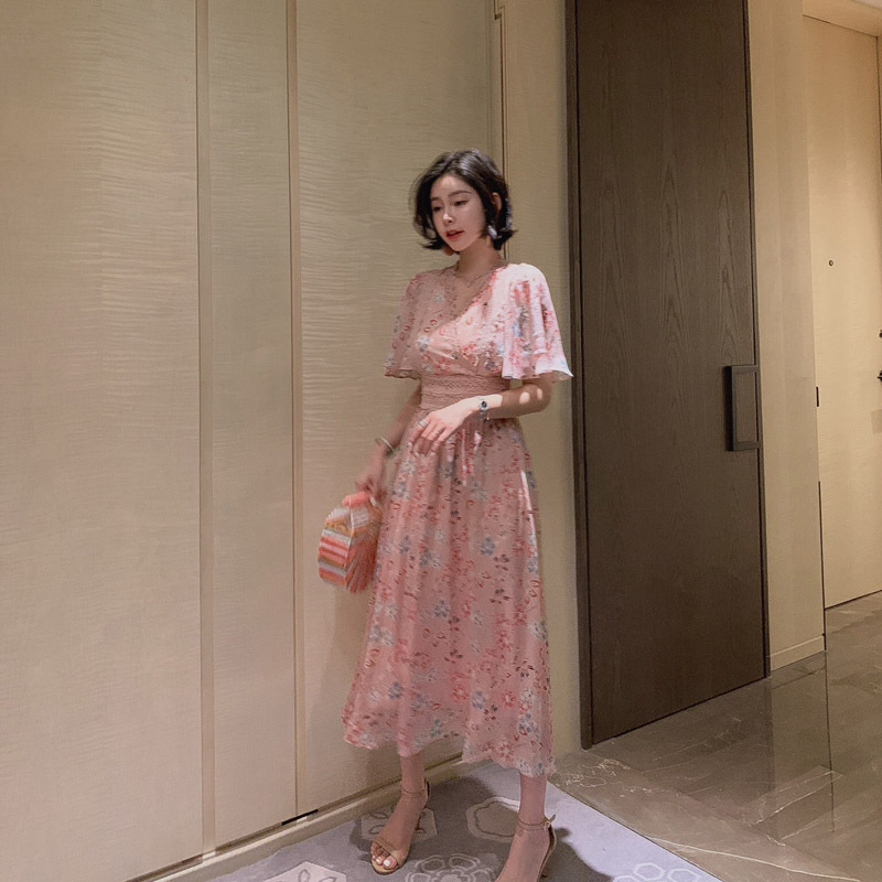 Váy hoa voan maxi dài qua gối phong cách tiên nữ Pháp thắt eo — Phấn hoa vụn