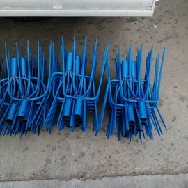 镰刀;其他农用工具;耙子