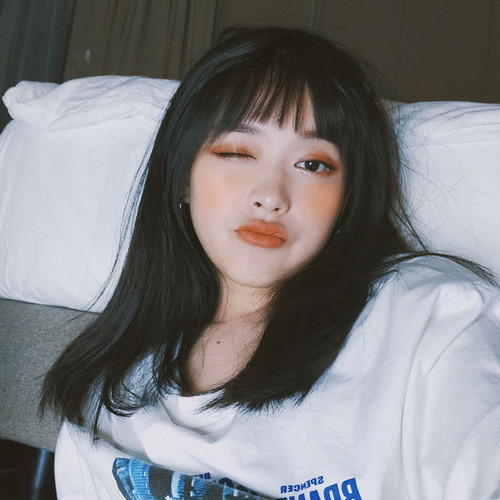 Wig for women with medium-long hair, air bangs, shoulder-length clavicle hair, medium-long straight hair, inner buckle, temperament, face-shaping, chemical fiber full headgear