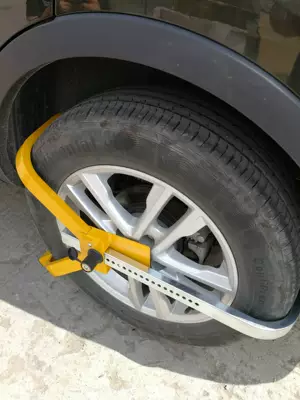 Car Anti-Theft Lock Thickeneded Clip Wheel Lock Suv Lock Three-Prong Parking Lock with Suction Cup Wheel Lock Wholesale (Car lock) - ordinary