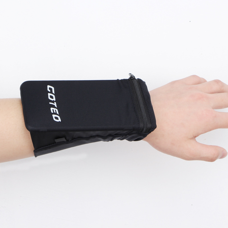 퓨어 블랙 지퍼