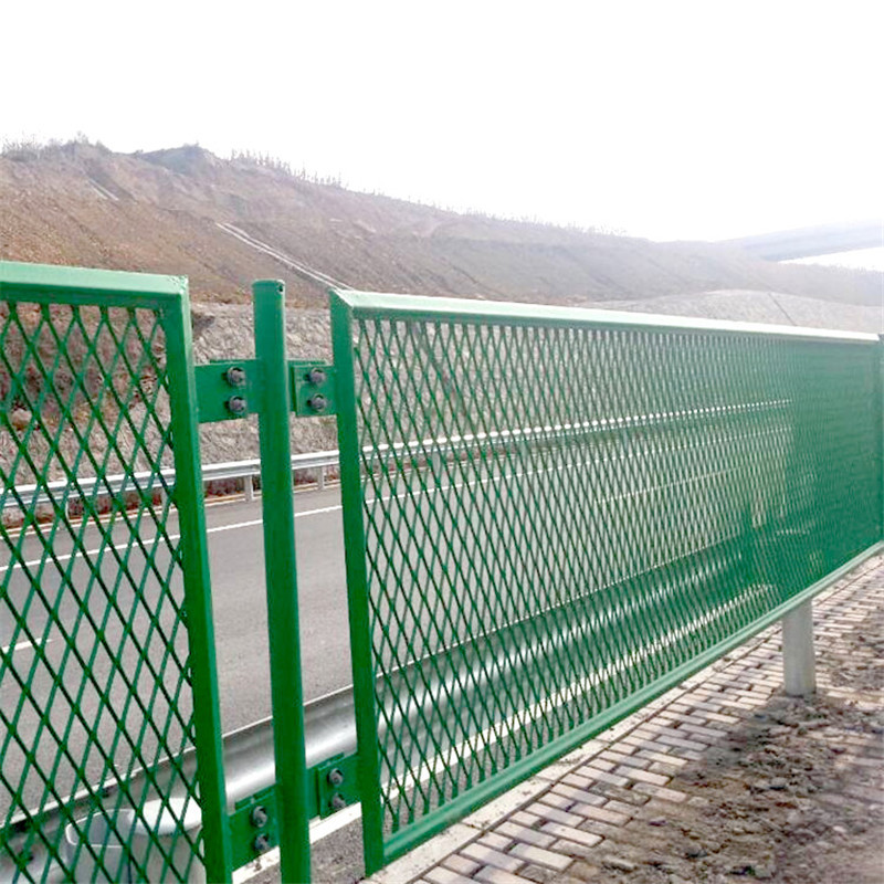 不锈钢菱形装饰钢板网 金属板高速桥梁防抛钢板网 公路防眩护栏