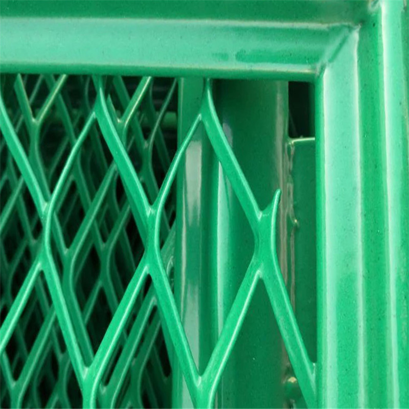 高速公路防眩网 钢板网 防抛网桥上围栏 绿色防眩护栏 工厂自营