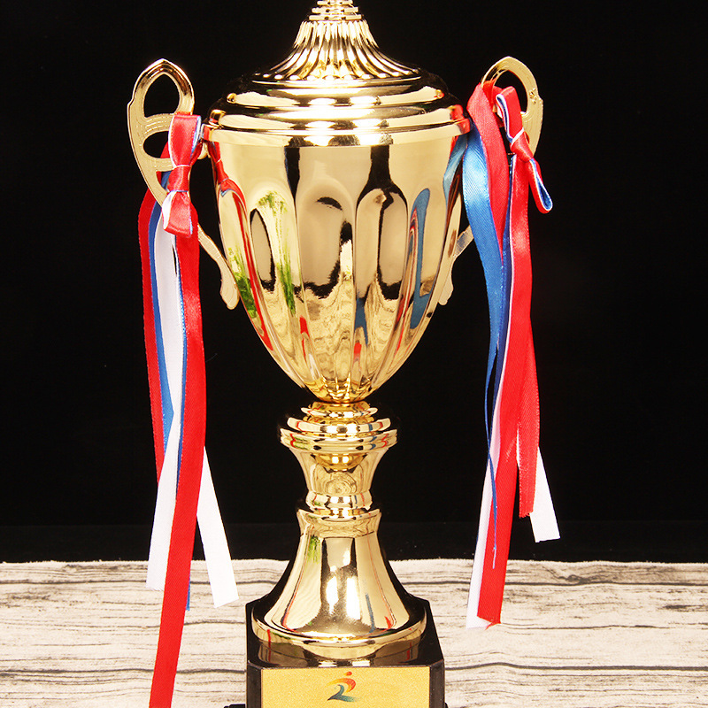 Trofeo creativo de metal modelo alemán, premio artesanal, regalo personalizado, trofeo al por mayor, premio deportivo mundial.