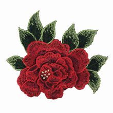 新款 车缝辅料红色小玫瑰立体叠层订花刺绣领花服装辅料花朵批发