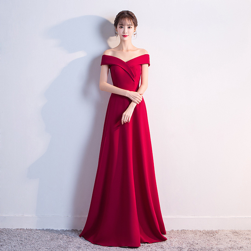 Bride's Toast Dress 2026 Summer New Long Wedding Dress Modern Red Off-Shoulder Banquet Evening Gown for Women Bride's Toast Dress 2026 Summer New Long Wedding Dress Modern Red Off-Shoulder Banquet Evening Gown for Women