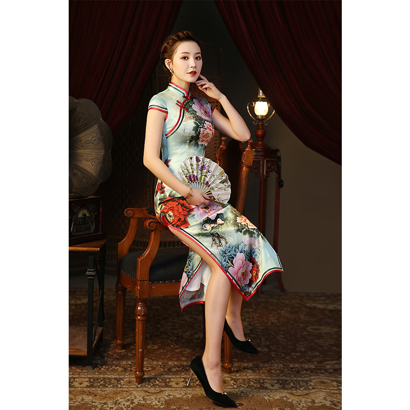 Silk cheongsam