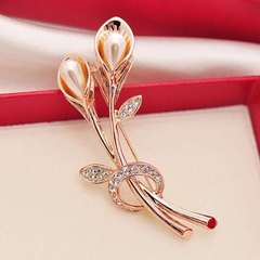 Korean Style Diamond Pearl Men's Suit Jacket Pin Brooch Elegant Tulip Boutonniere Source Manufacturer
