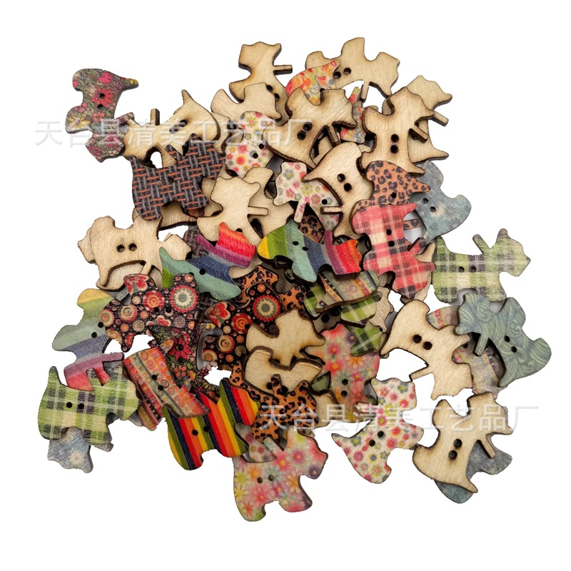 Envío gratis lindo color natural tronco cachorro botón de madera accesorios hechos a mano para niños 50 pc/paquete