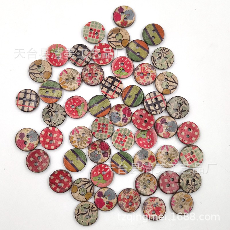 Botón de coco impreso de 15mm botón redondo de dos ojos Botón de cáscara de coco de madera 50 piezas un paquete