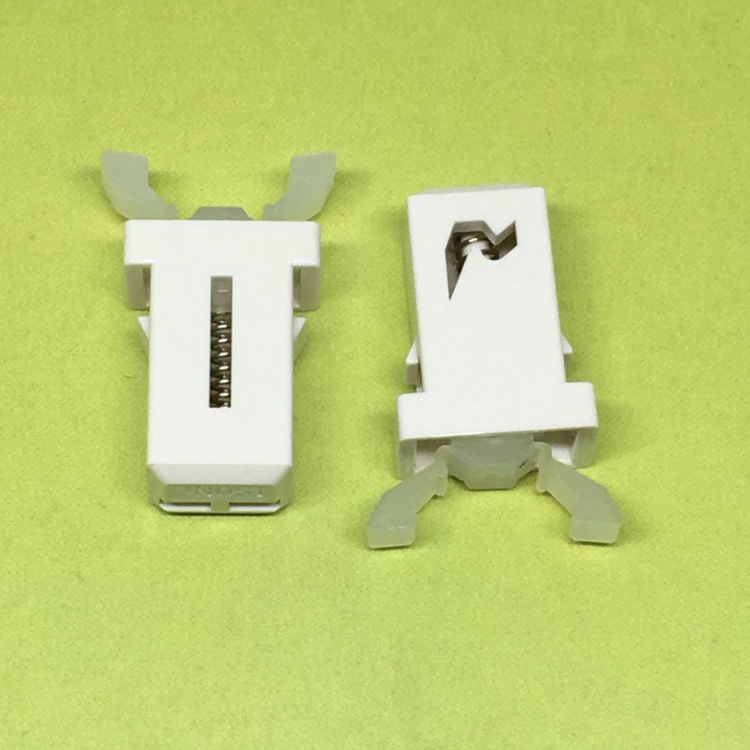 【厂家直销】门锁/门扣开关 PR-4 黑白色 垃圾桶现货优惠