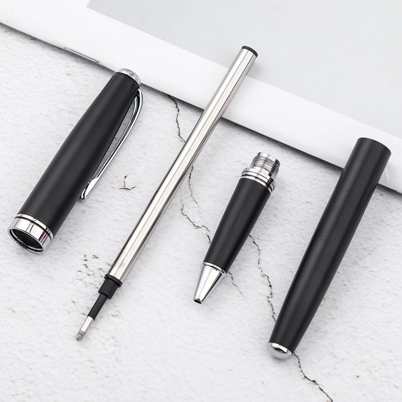 En stock al por mayor pluma de agua de metal firma pluma de Impresión logotipo negro negocio bolígrafo letras empresa regalo pluma