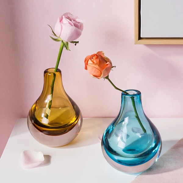 Fashionable creative transparent spherical decorations for home use