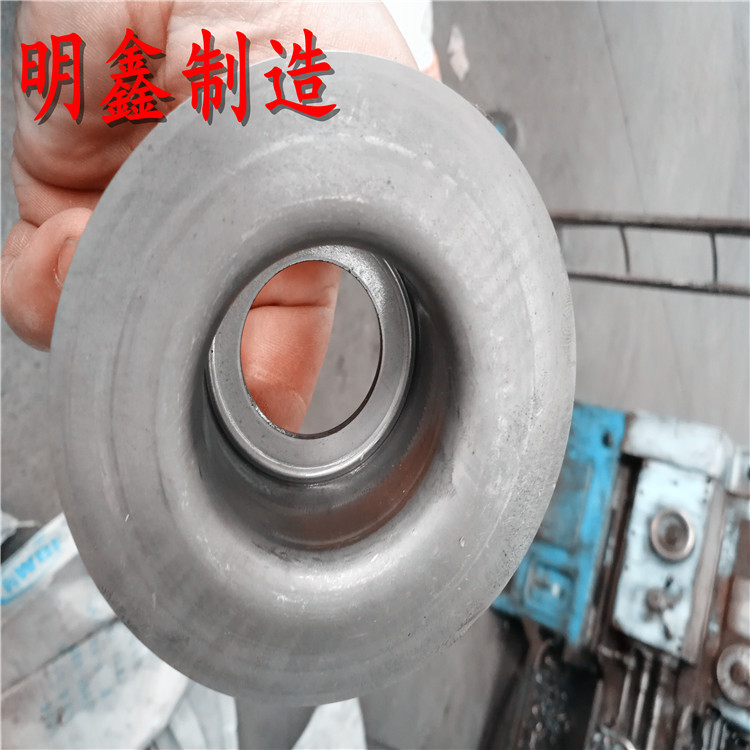 明鑫常年销售托辊配件：轴承座、迷宫式密封、橡胶圈、隔离套等