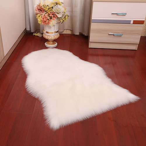 Cross-border ins artificial sheepskin shaped carpet imitation wool sofa chair cushion soft plush cushion fish shape irregular