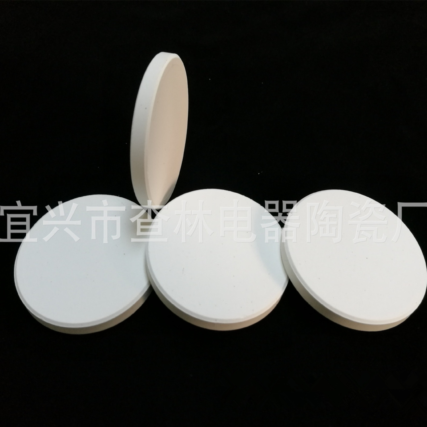 厂家供应 堇青石陶瓷片 陶瓷圆片 隔热陶瓷片高频绝缘子耐高温