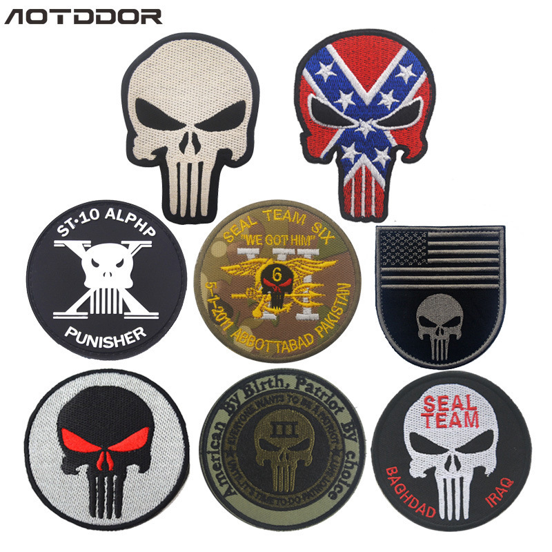 Foreign Trade Goods in Stock: Logo Embroidery Fasteners, Hook and Loop Patches, Anime Collectible Embroidered Patches, Velcro Patches, Badge Patches