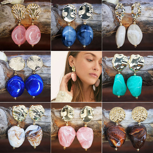 �W�����羳�F����Ƭ����hŮ�׺ν�ɫ���Ƕ�ᔃ����Ʒ�Sֱ�N
