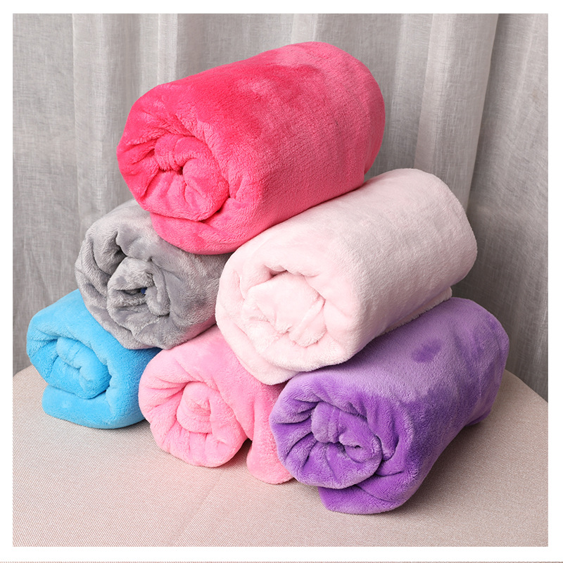 厂家直供加厚法兰绒珊瑚绒毛毯面料 300克法兰绒现货供应