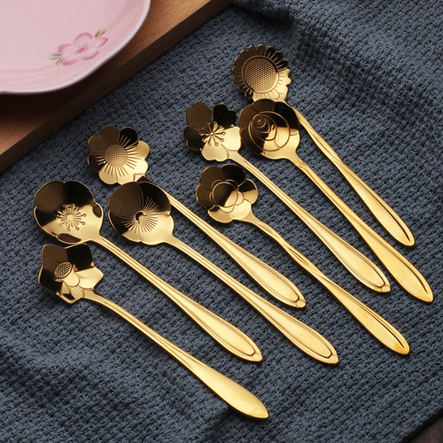 Stainless steel cherry blossom spoon, gift souvenir, Japanese and Korean coffee stirring spoon, golden spoon, creative rose spoon