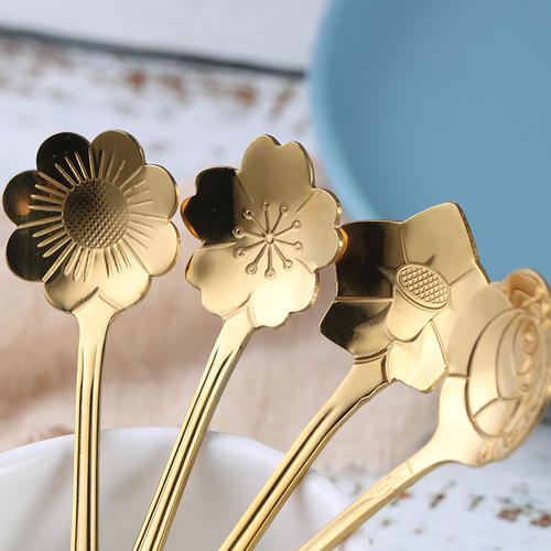 Stainless steel cherry blossom spoon, gift souvenir, Japanese and Korean coffee stirring spoon, golden spoon, creative rose spoon