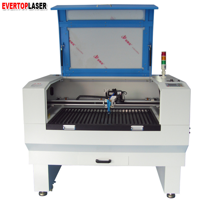 亚克力钥匙扣挂件镭射机自动巡图激光切割机图案沿边切割机