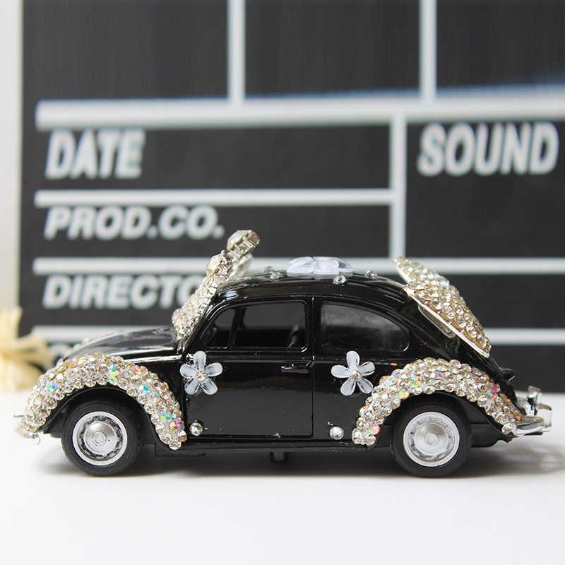 Adornos de automóviles, modelos de automóviles de aleación de automóviles, automóviles clásicos, decoraciones de automóviles con incrustaciones de diamantes creativos, bendiciones de bricolaje