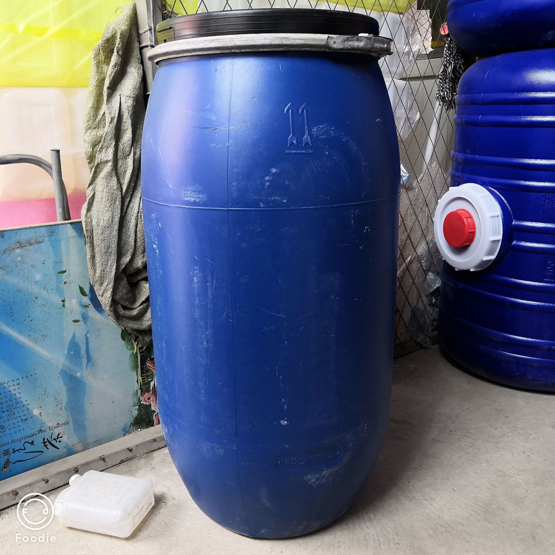 二手化工桶 120L160L200L法兰桶 200L双环桶旧桶蓝色消防桶铁箍桶