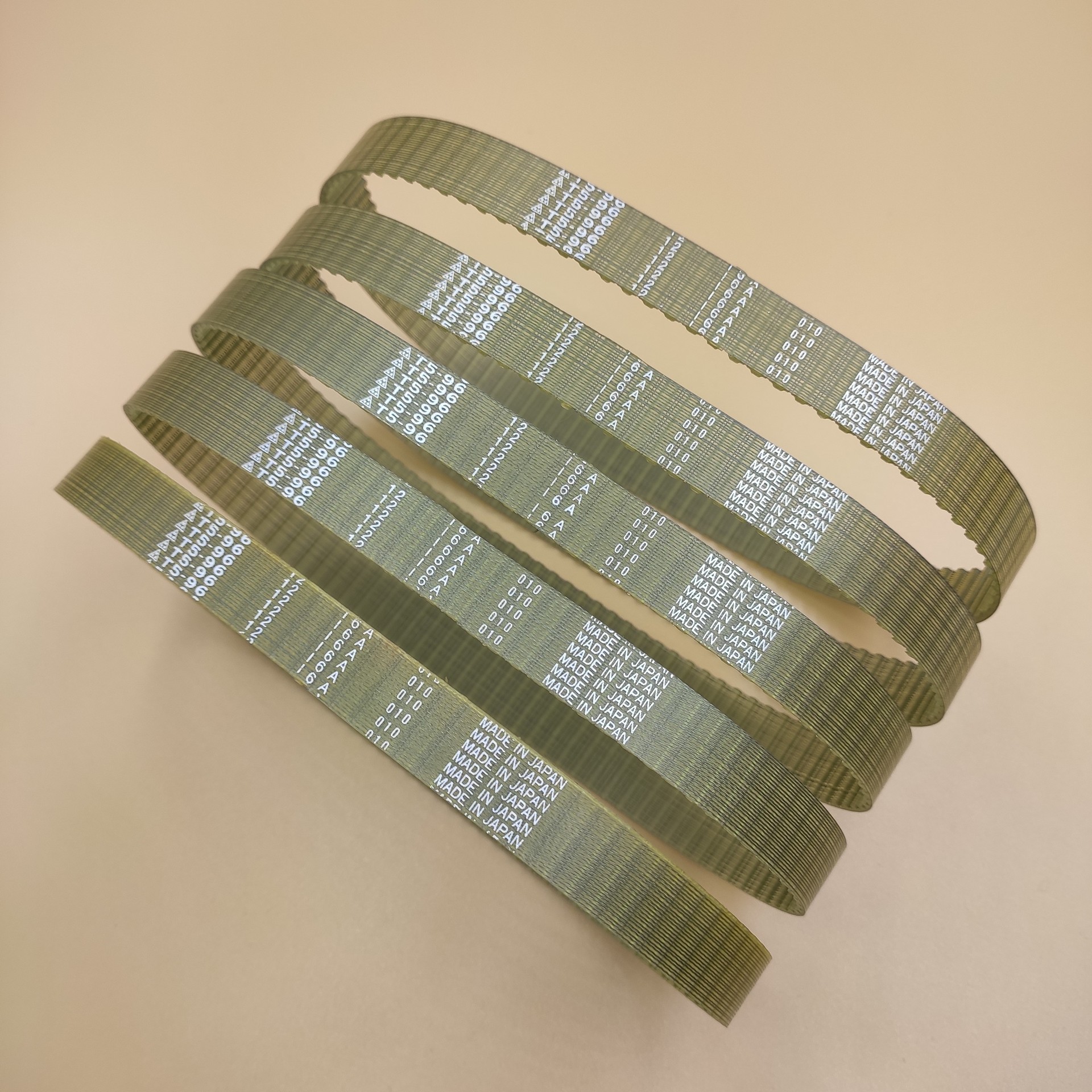 聚氨酯钢丝PU同步带T5-165T5-185T5-200T5-215T5-200T5-220T5-275