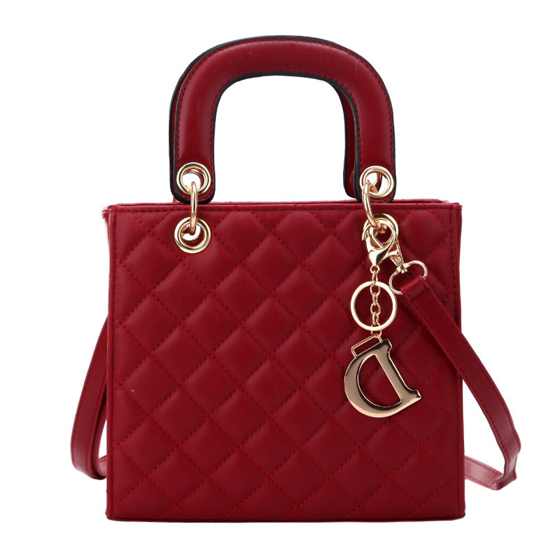 Textured and Stylish Handbags Princess Diana Bags for Women 2024 New European and American Fashion Crossbody Bags Quilted Chain Small Bags