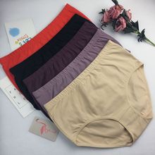 批发大码柔软舒适女式内裤 棉中老年简约妈妈三角内裤厂家直销