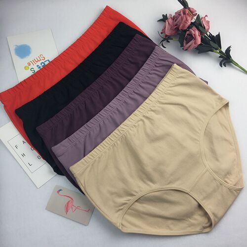 Wholesale large size soft and comfortable women's underwear, cotton middle-aged and elderly simple mother's briefs factory direct sale