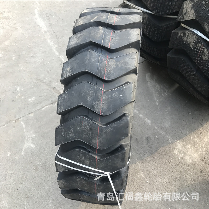 现货8.25-16轮胎装载机轮胎 厂家鲁飞牌耐磨抗刺扎轮胎质量三包