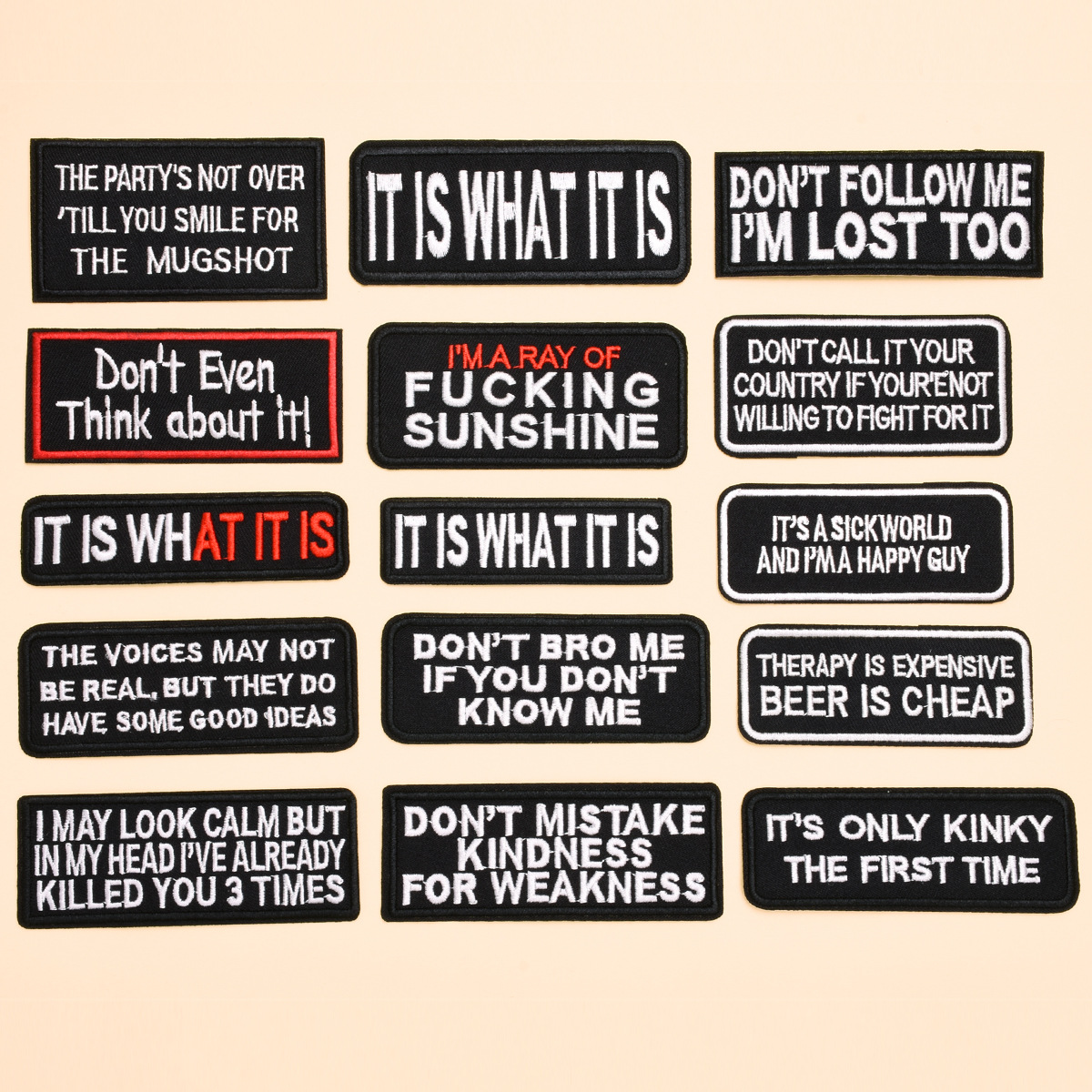 Marca de moda de los hombres parche decorativo calcomanías de tela parche bordado Zhang Zi agujero parche AliExpress suministro Insignia Negro