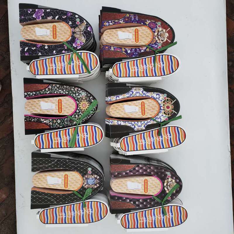 Factory Direct Supply of Funeral Supplies, Dragon and Phoenix Paper Shoes, Large Leather Shoes, Qingming Hot-Selling Sacrificial Products, Cold Clothes Wholesale Factory Direct Supply of Funeral Supplies, Dragon and Phoenix Paper Shoes, Large Leather Shoes, Qingming Hot-Selling Sacrificial Products, Cold Clothes Wholesale